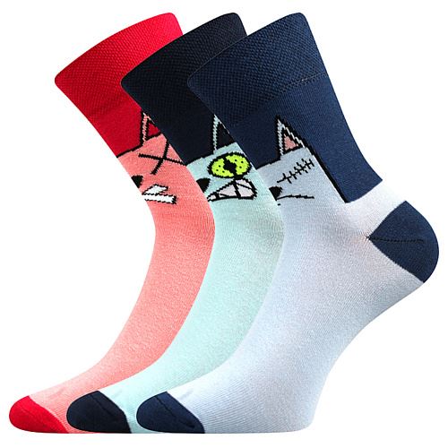BOMA XANTIPA 67 / Dámské bavlněné ponožky s kočkou