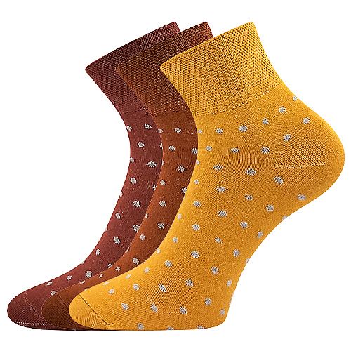 BOMA JANA 43 / Dámské tenké puntíkaté ponožky